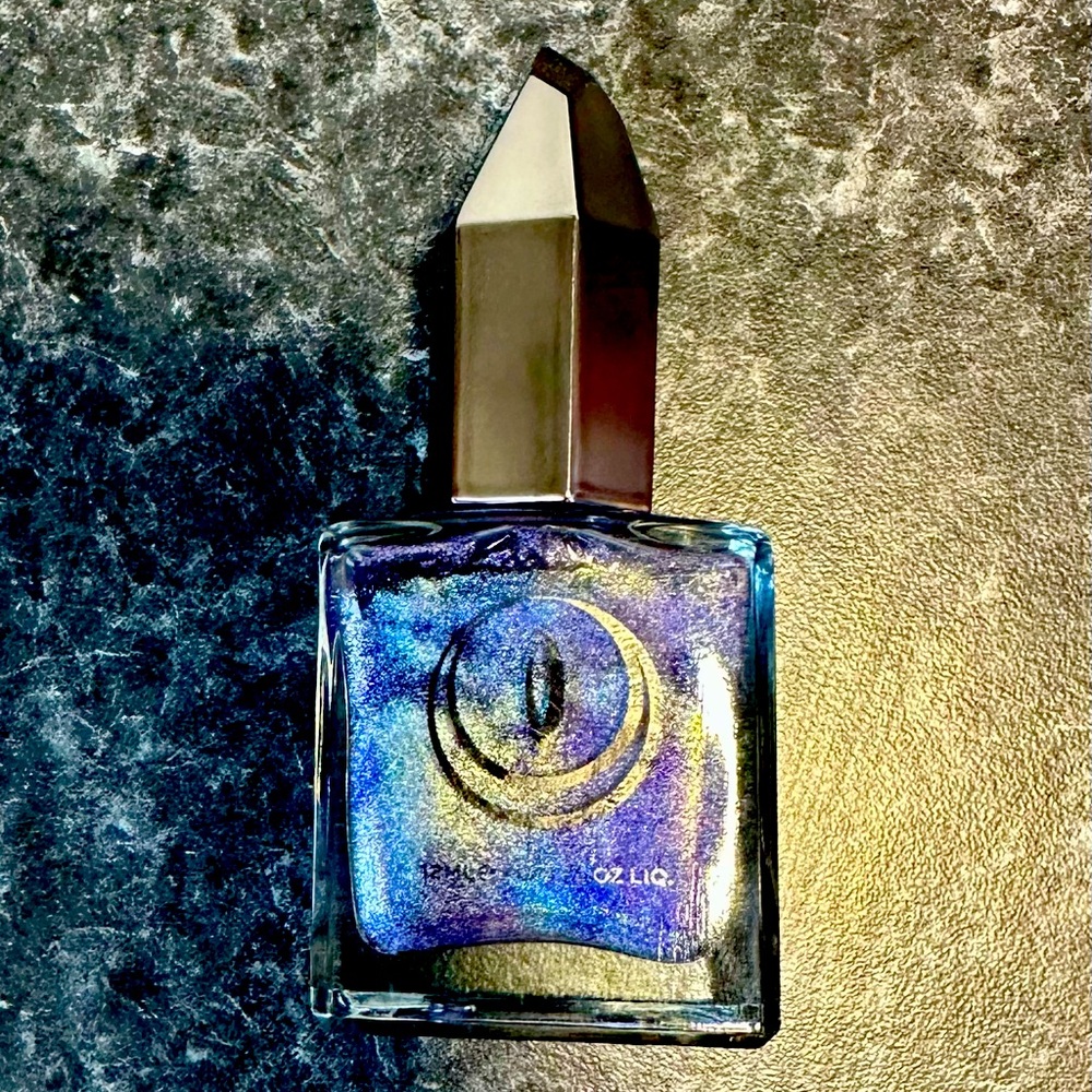 Mooncat Anti-fragile